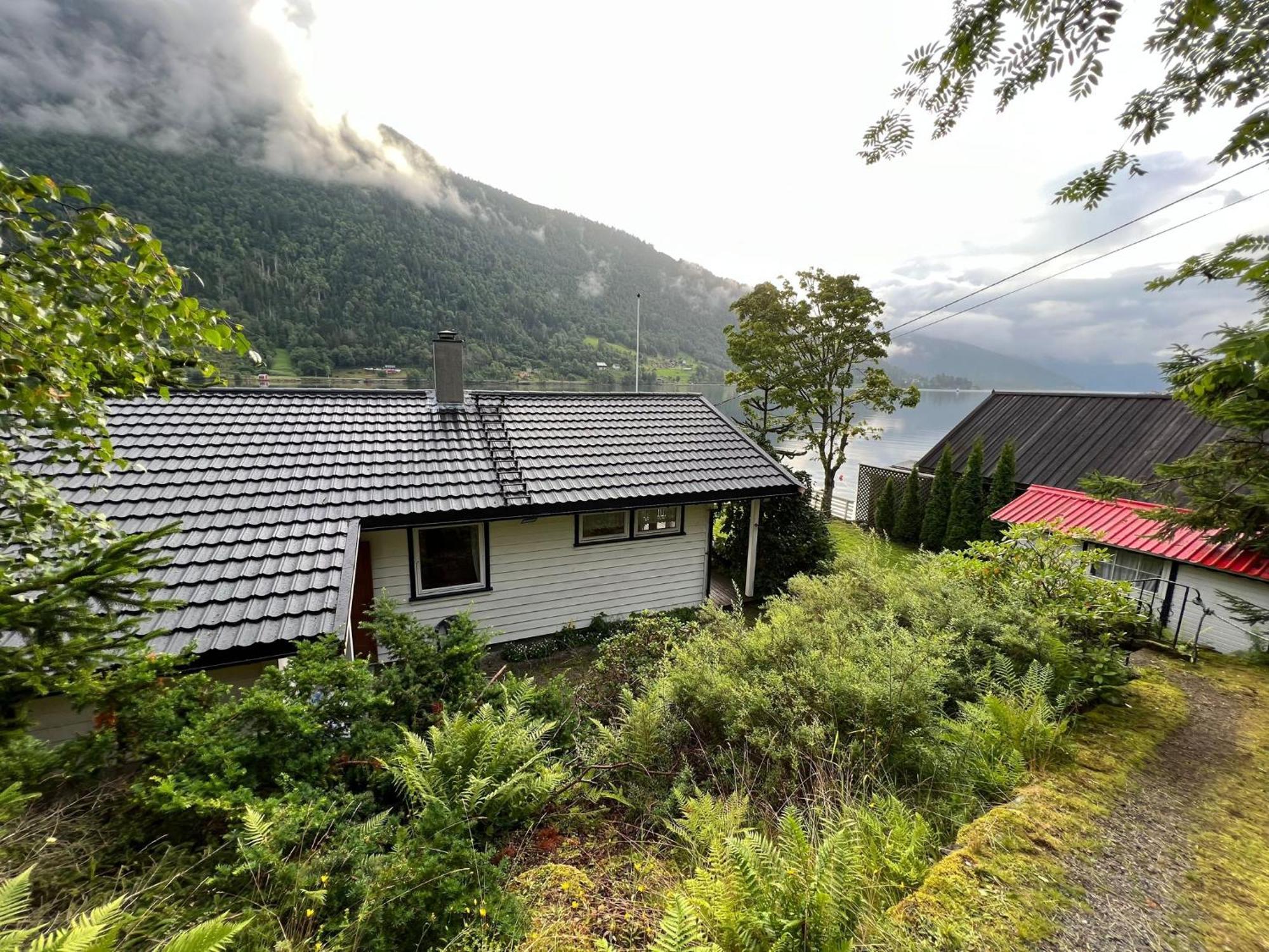 Der Fjordtraum In Balestrand Direkt Am Wasser Exteriör bild