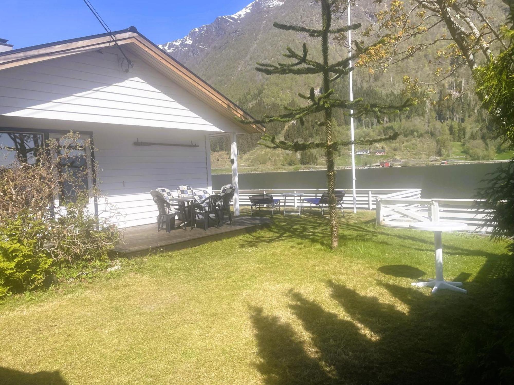 Der Fjordtraum In Balestrand Direkt Am Wasser Exteriör bild